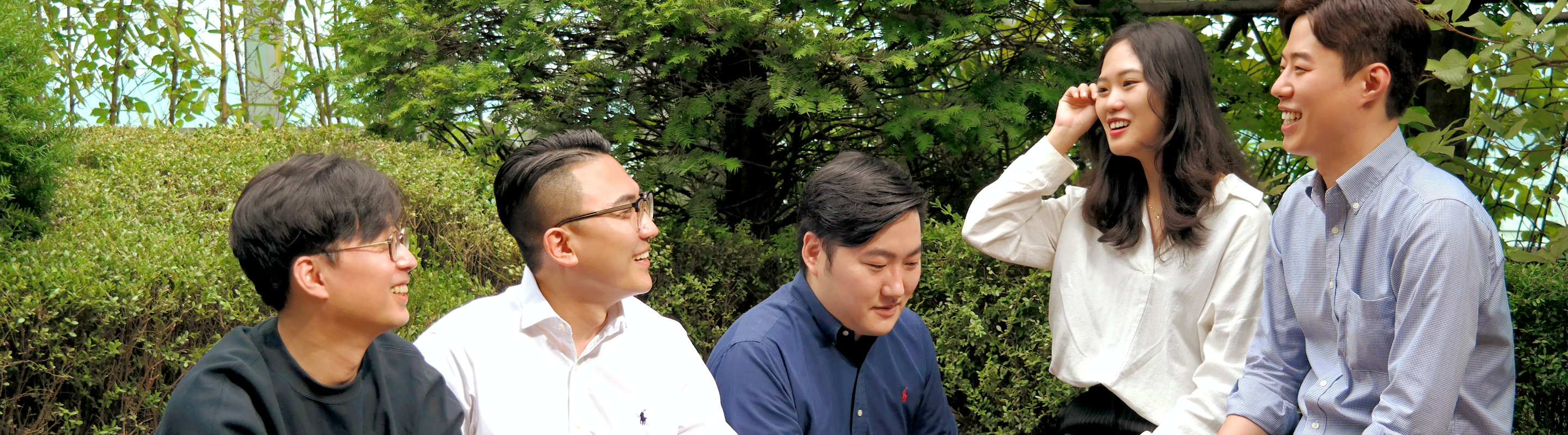 company-intro-rolling-3